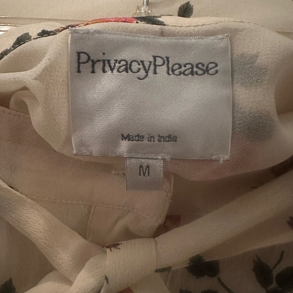 Privacy Please Skirt - Picture 4 of 5